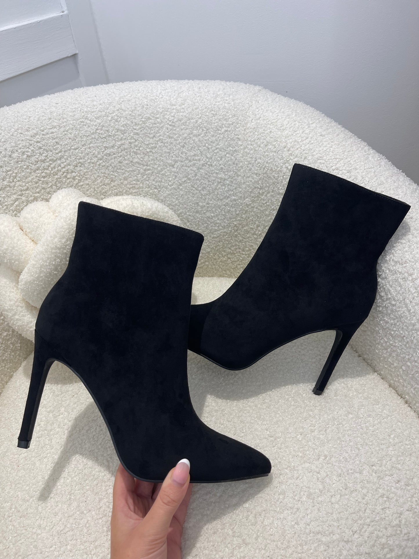 PAISLEY Black Heel Ankle Boots
