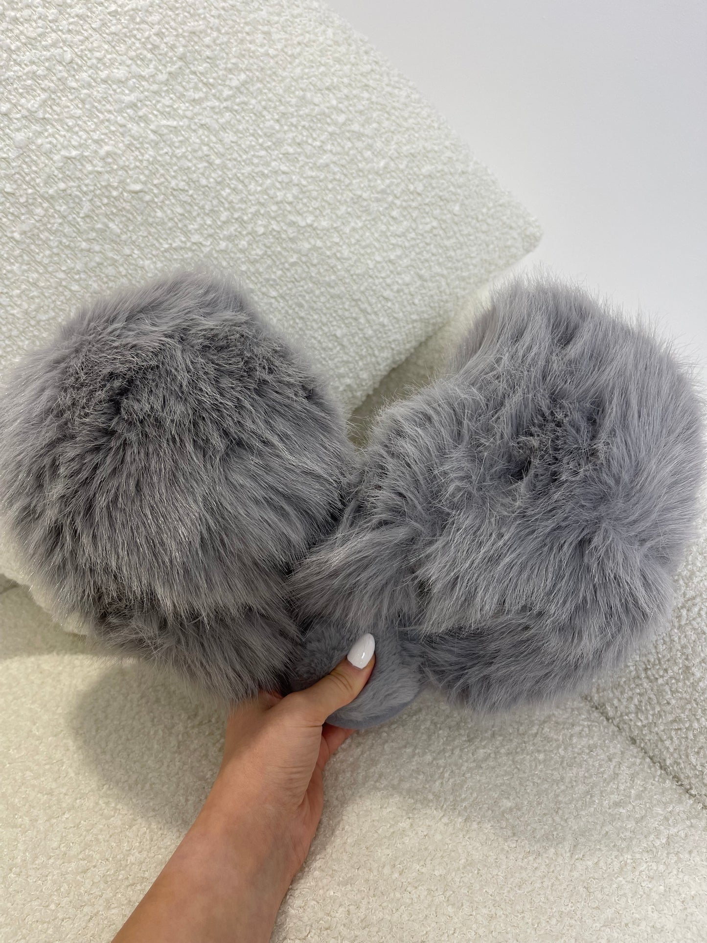 AMELIE Extreme Faux Fur Slippers