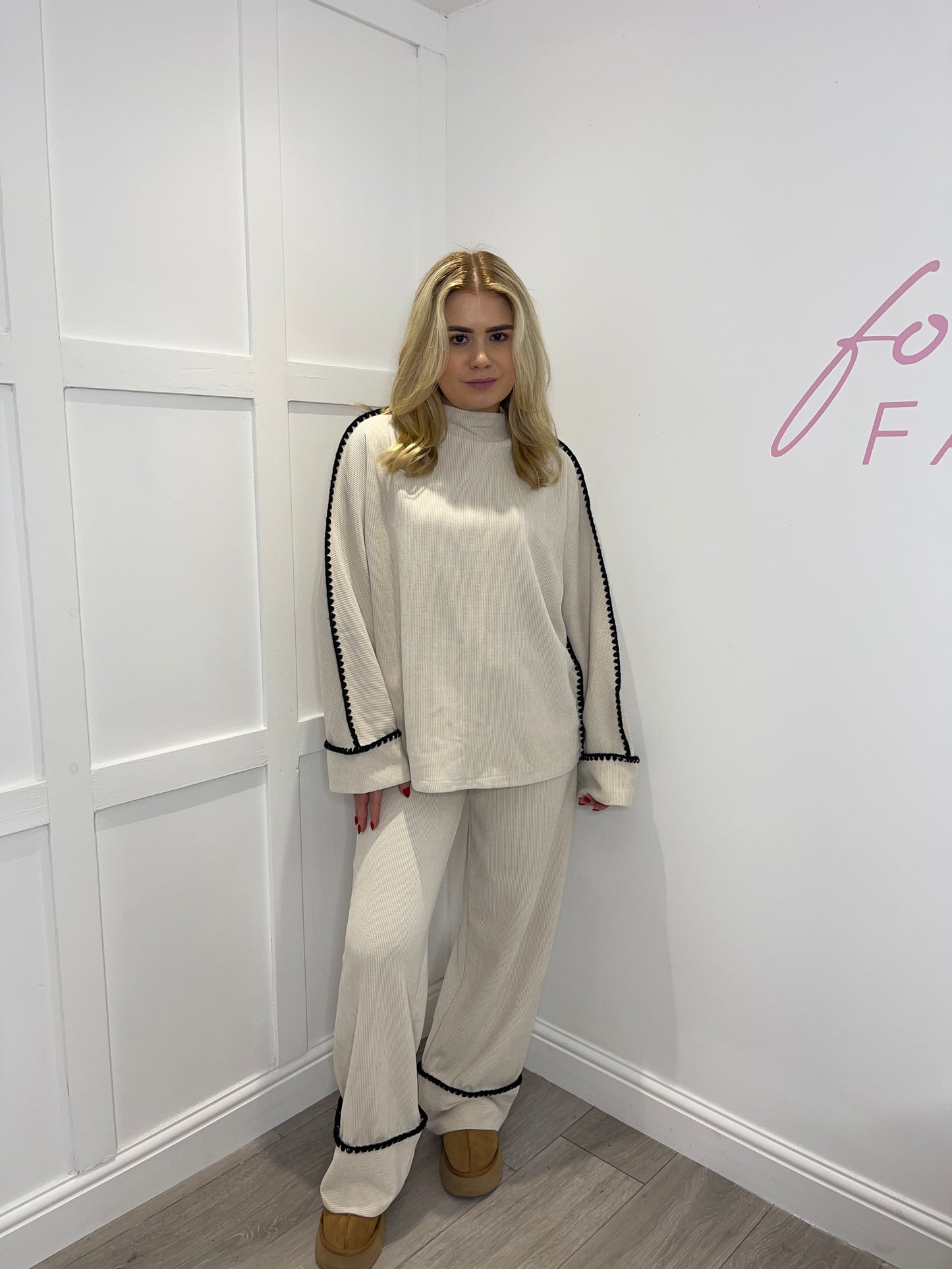 MADDIE Beige Pipeline Contrast Loungewear Set