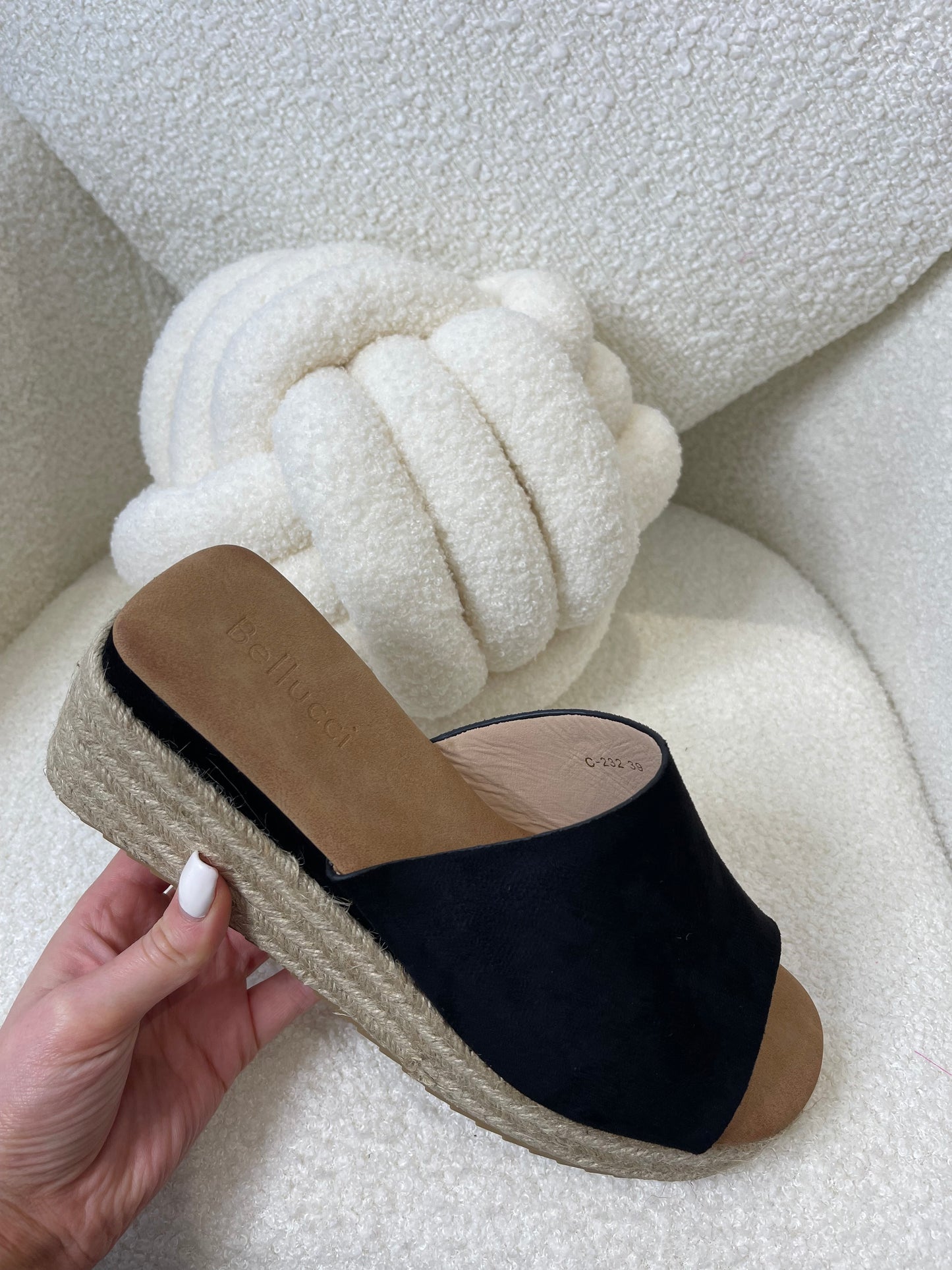 ABBY Black Platform Wedges