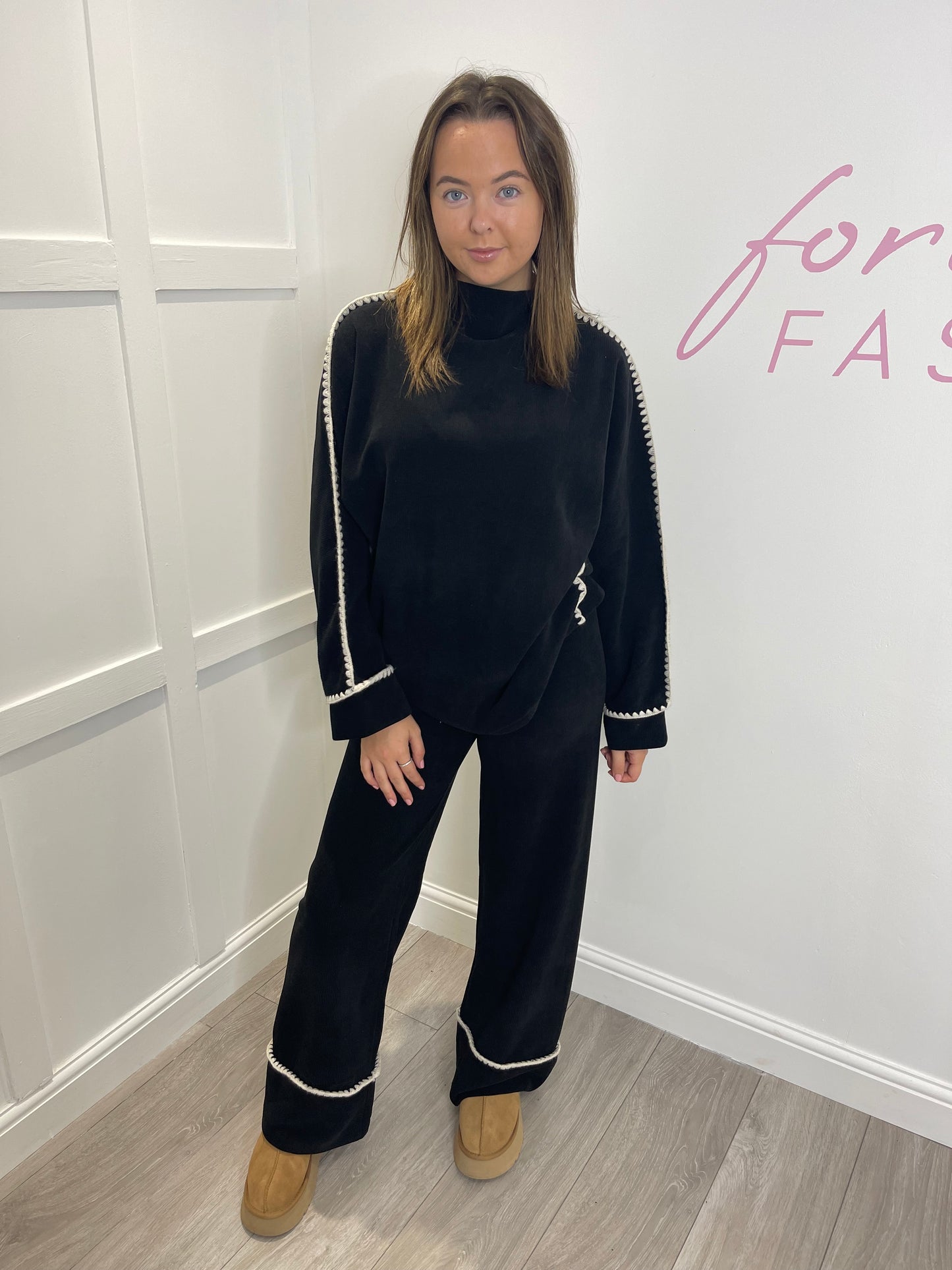 IVY Black Pipeline Contrast Loungewear Set