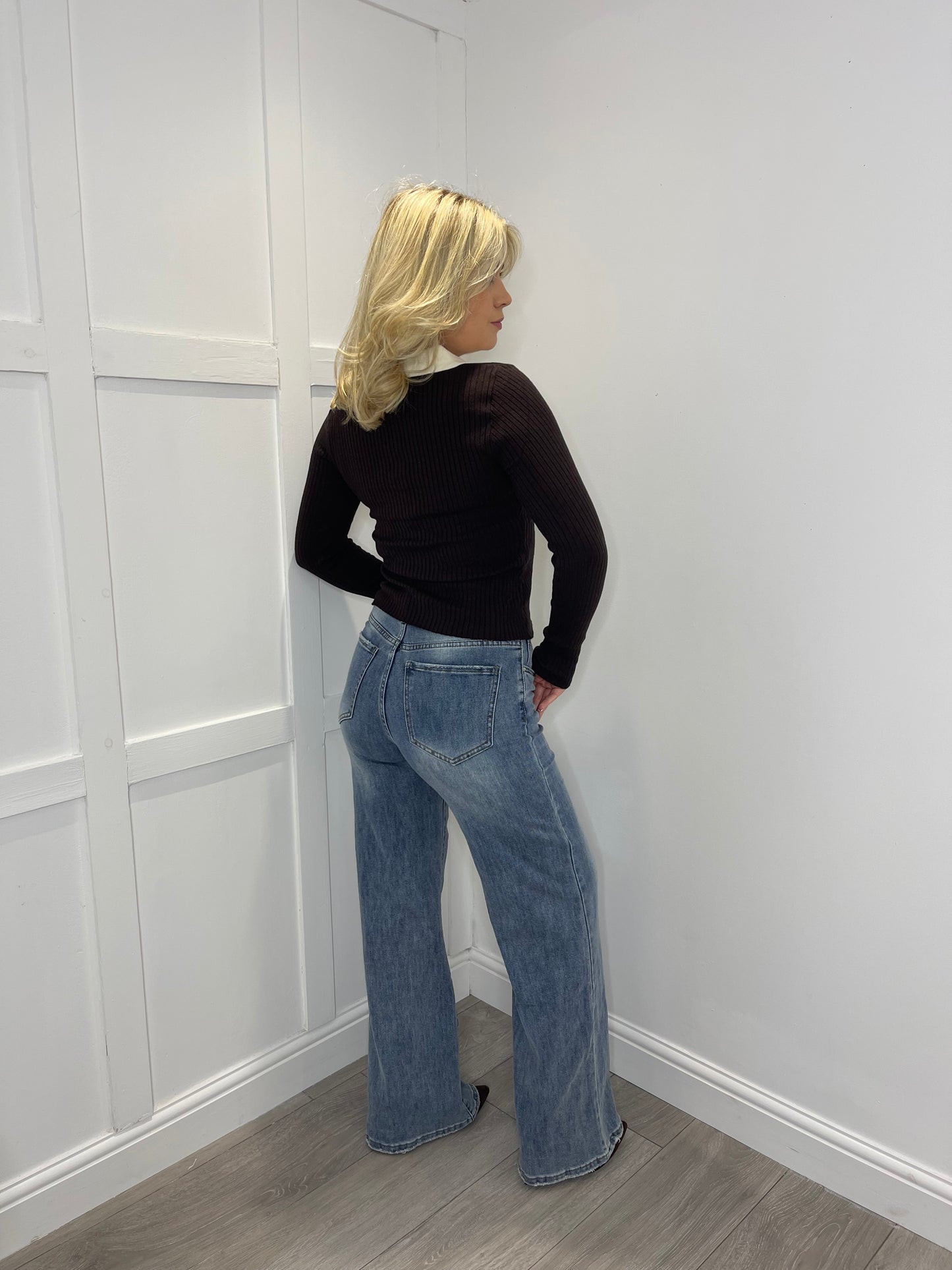 TRUDI Mid Blue Wash Wide Straight Leg Jeans