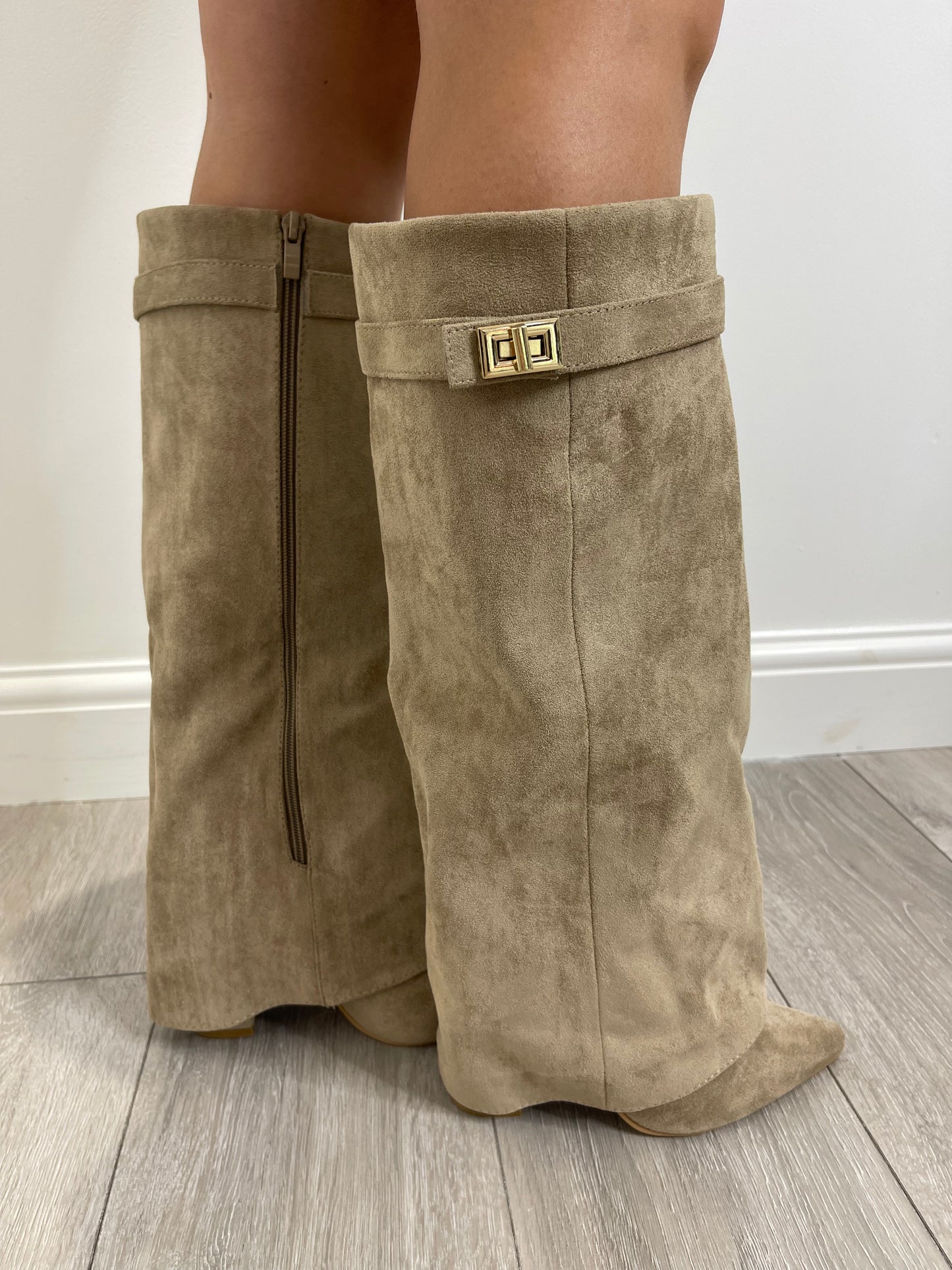 TILLIE Beige Suede Lock Boots
