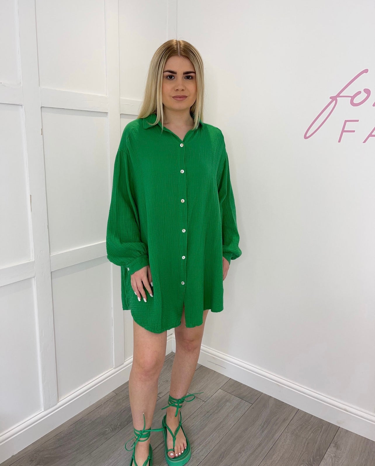 MOLLIE Green Cheesecloth Shirt Dress