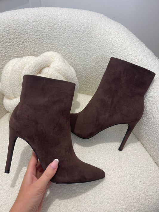VERITY Brown Heel Ankle Boots