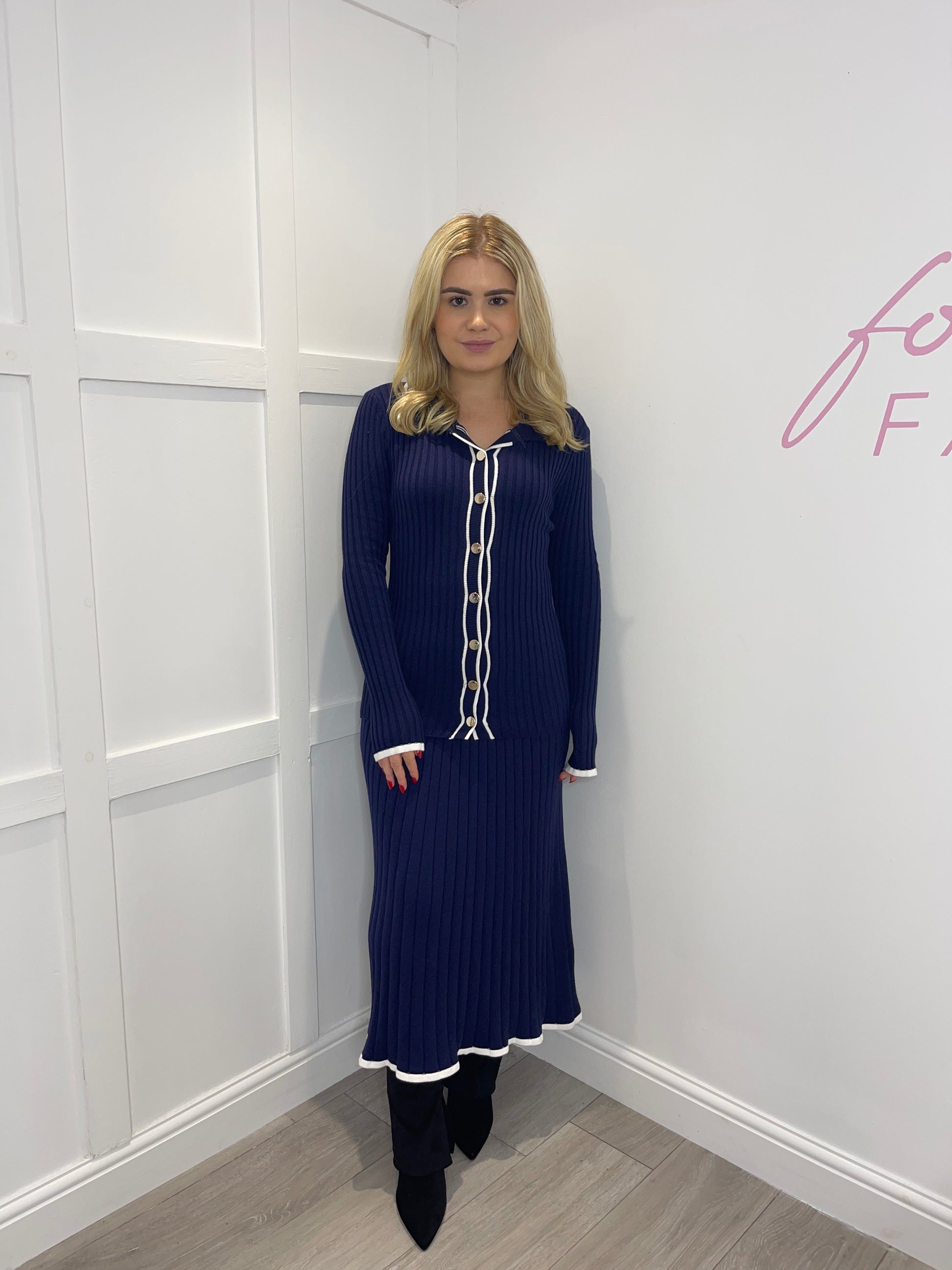 ELLIE Premium Knitted Navy Jumper Skirt Co Ord Set – FORWARD FASHION