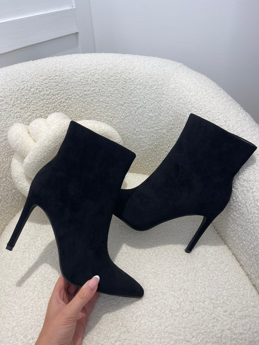 PAISLEY Black Heel Ankle Boots